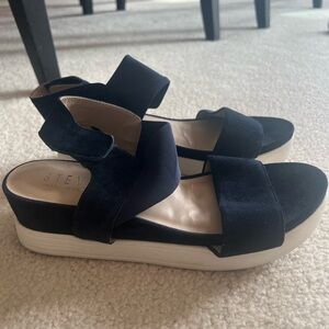 Steve Madden Navy Platform Sandals with Elastic Ankle Strap